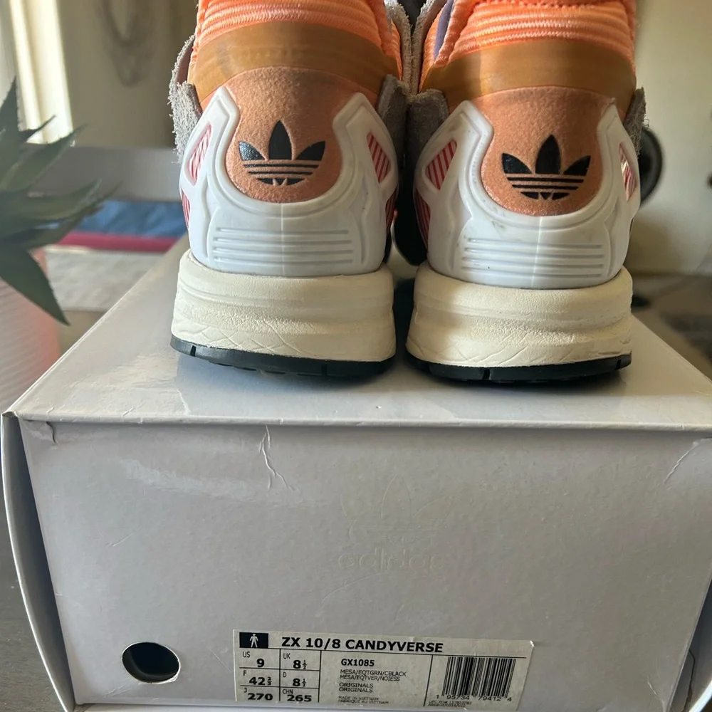 Adidas men’s shoes gently worn - Picture 2 of 3